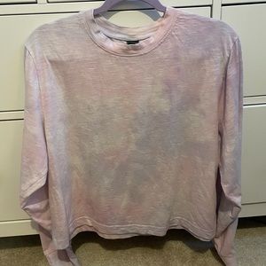 Wild Fable Purple Pink & White Blend along Sleeve | Size M